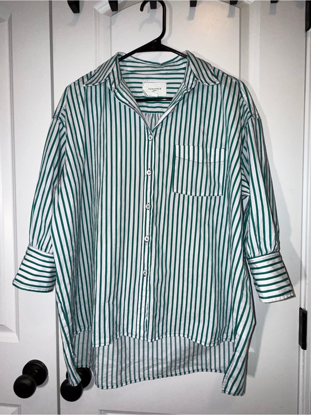 POMANDER PLACE | Tuckernuck | White Green Stripe Adair Boyfriend Shirt | Size L